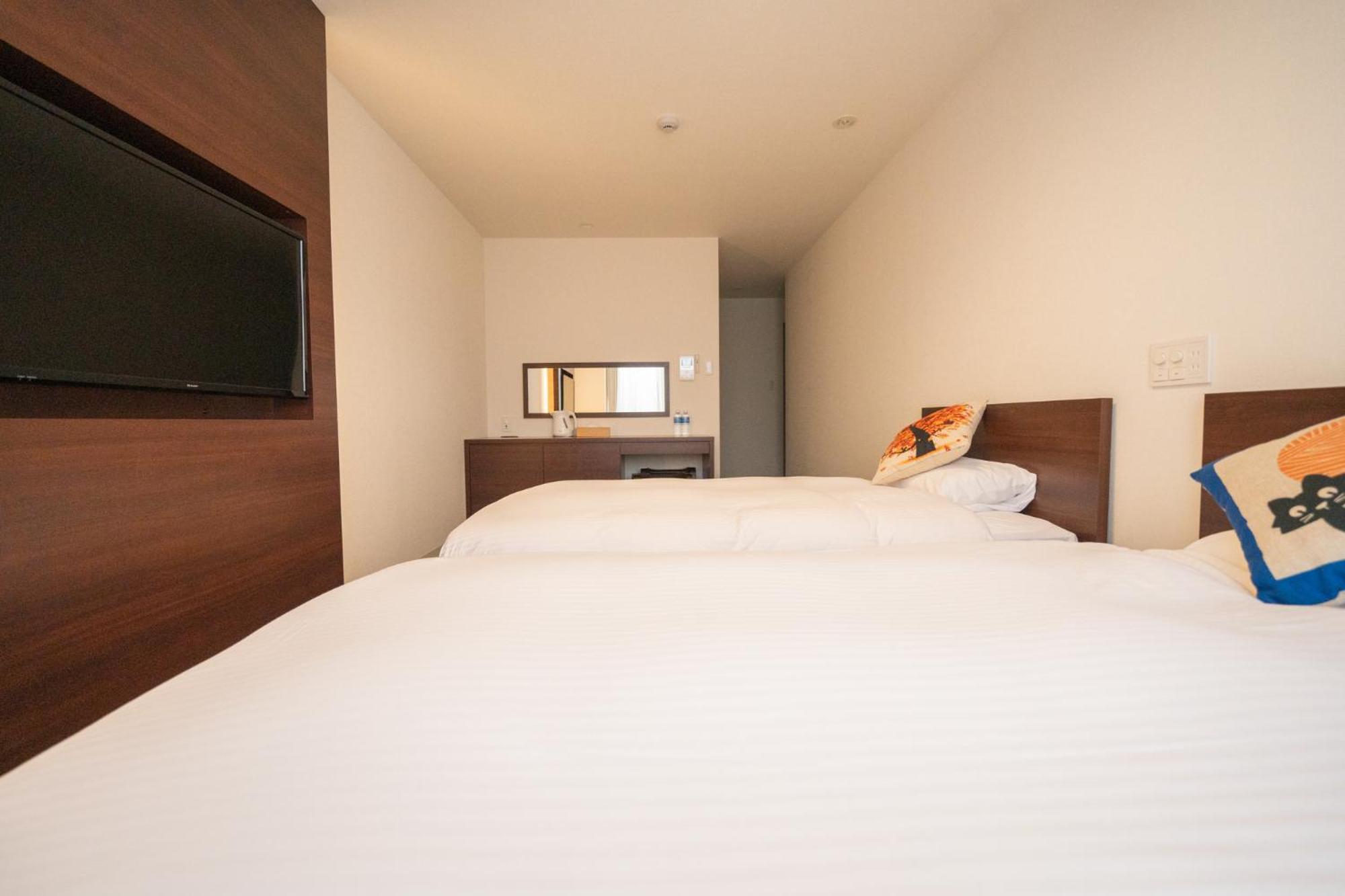 Home Inn Kujo Kawaramachi Kyoto Exteriör bild