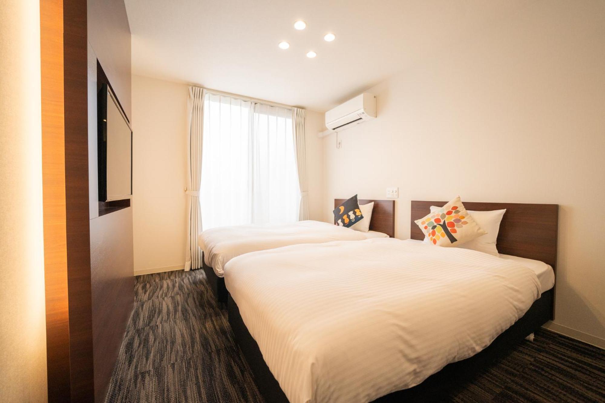 Home Inn Kujo Kawaramachi Kyoto Exteriör bild
